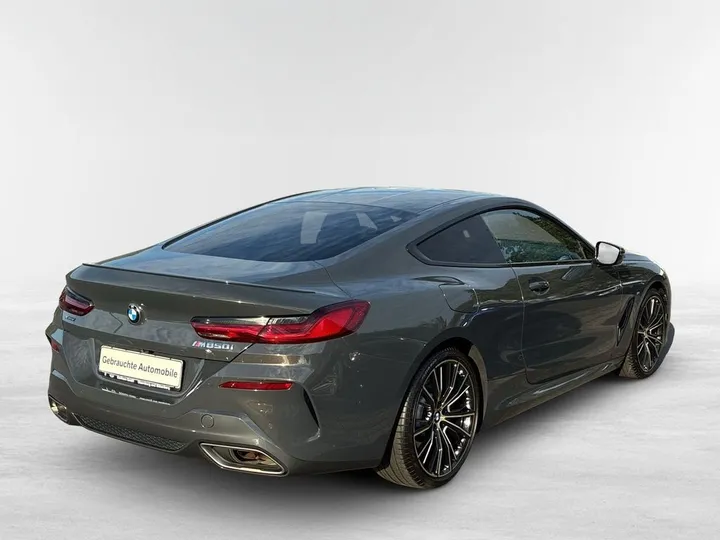 BMW M850