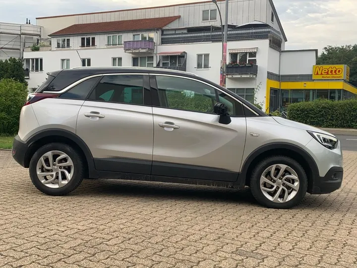 Opel Crossland (X)