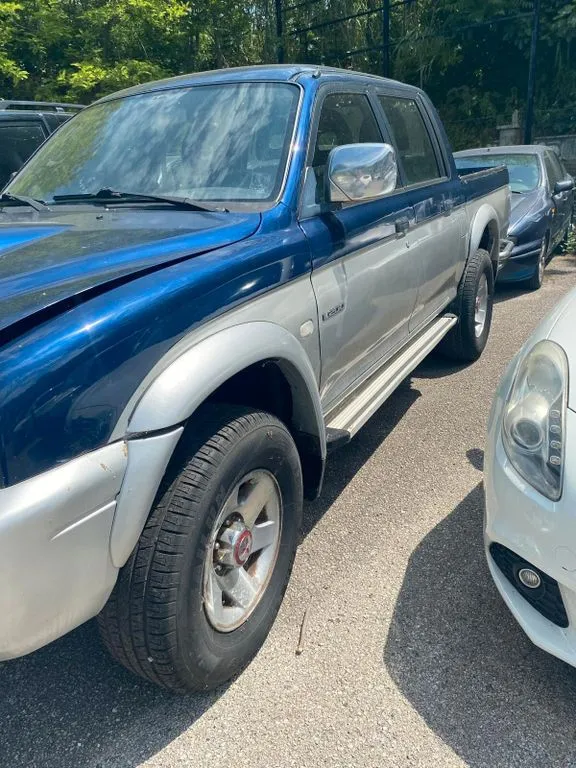 Mitsubishi L200