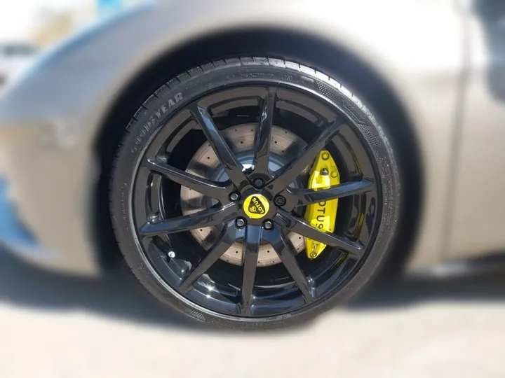 Lotus Emira