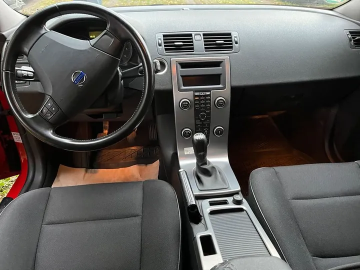 Volvo V50