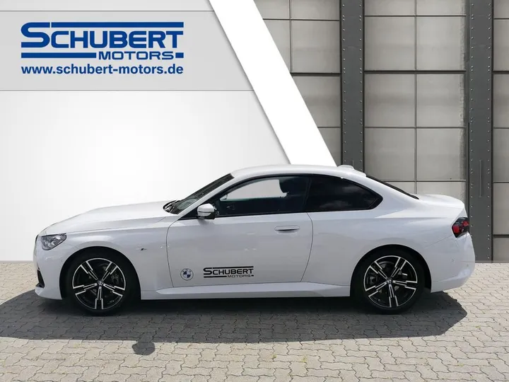 BMW 218