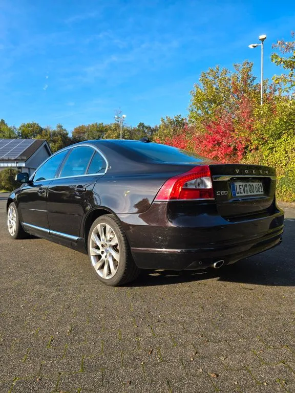 Volvo S80
