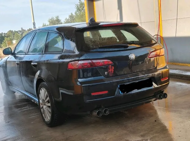 Alfa Romeo 159