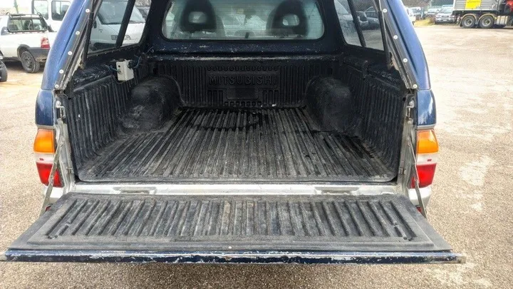 Mitsubishi L200