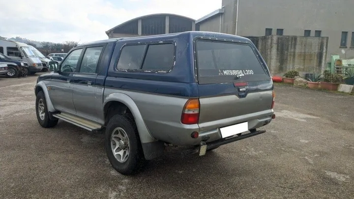 Mitsubishi L200