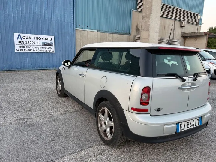 MINI Cooper Clubman