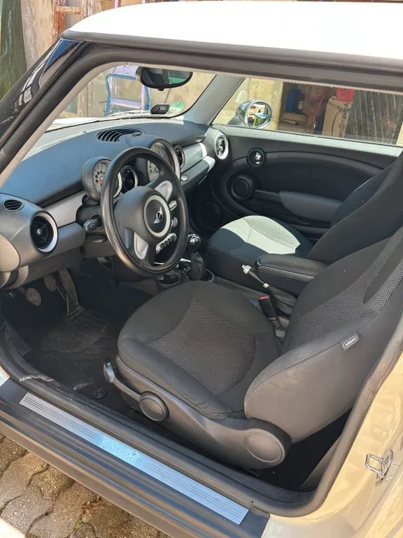 MINI Cooper C