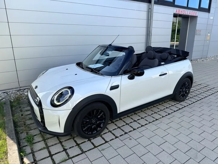 MINI Cooper Cabrio