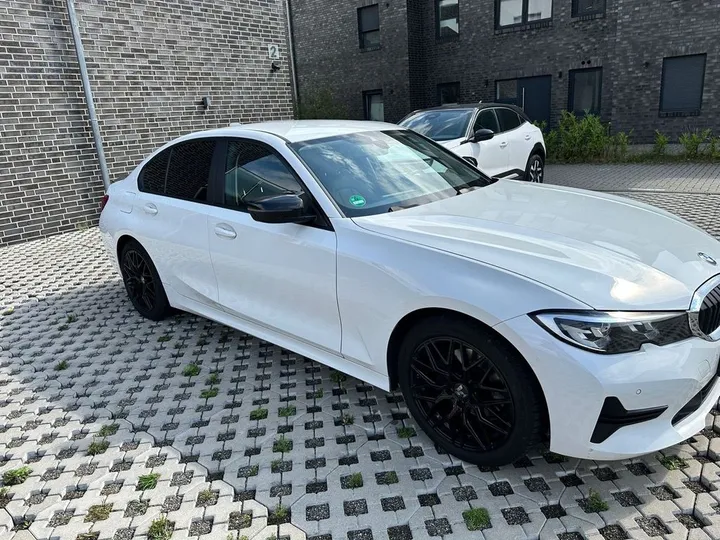 BMW 320