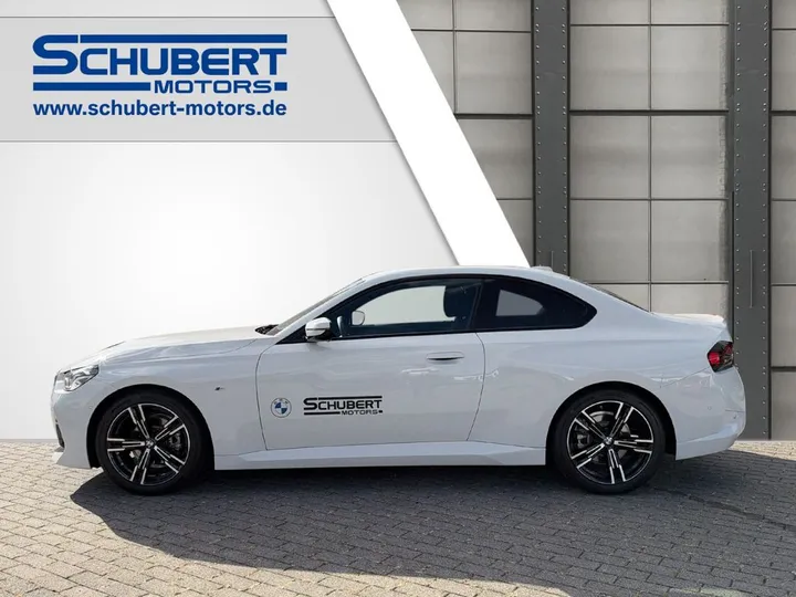 BMW 218