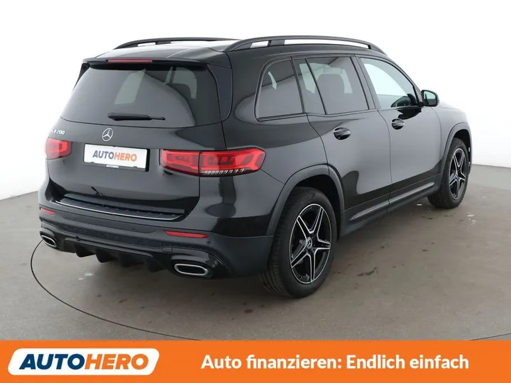 Mercedes-Benz GLB 200