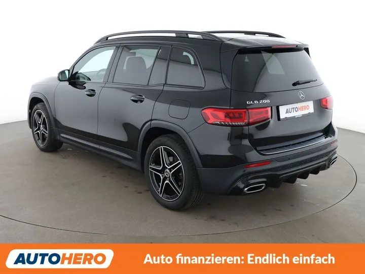 Mercedes-Benz GLB 200