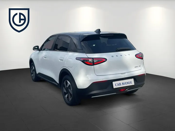 Geely E2