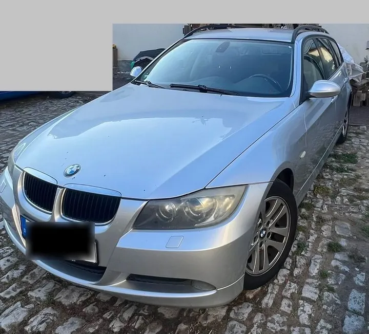 BMW 320