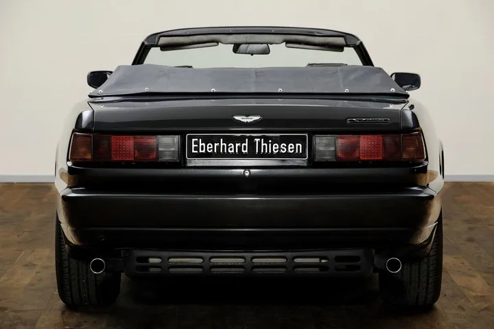 Aston Martin Virage