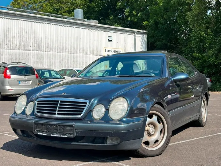 Mercedes-Benz CLK 200