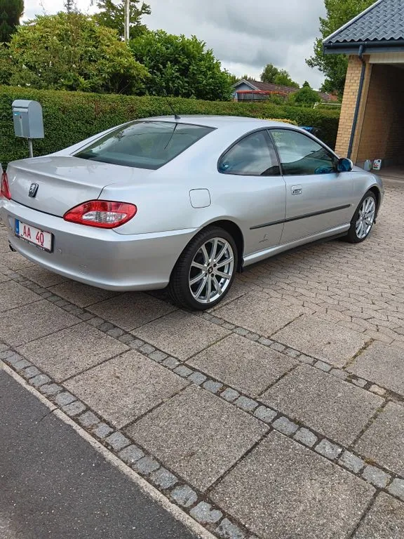 Peugeot 406