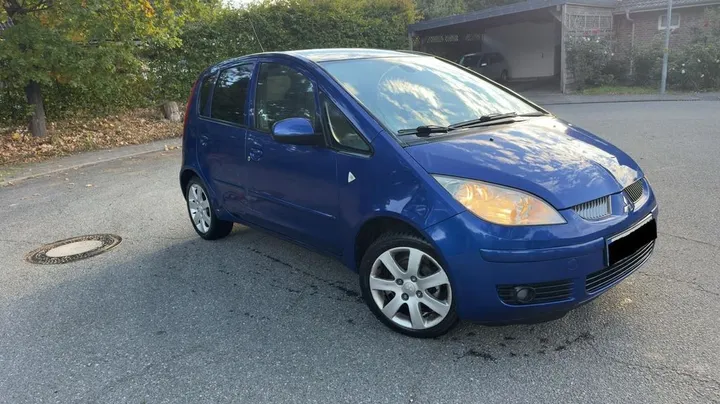Mitsubishi Colt