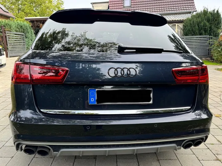 Audi S6