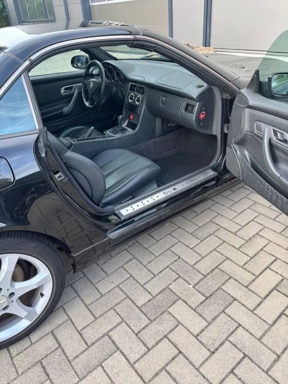 Mercedes-Benz SLK 200
