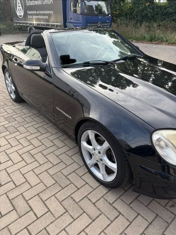 Mercedes-Benz SLK 200