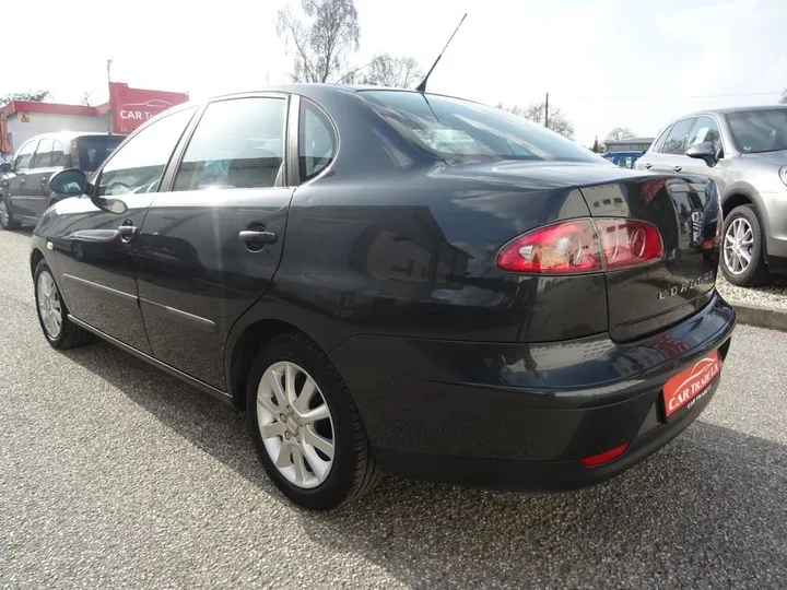 Seat Cordoba