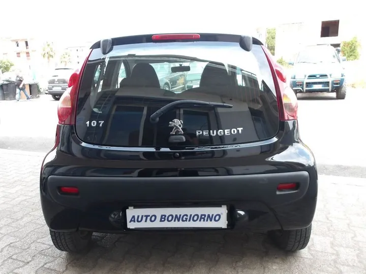 Peugeot 107