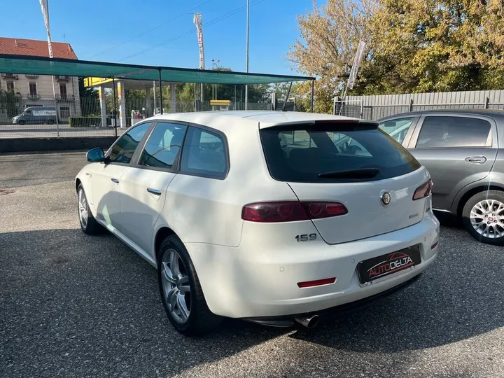 Alfa Romeo 159