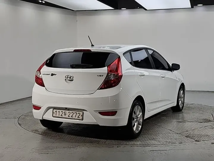 Hyundai Accent