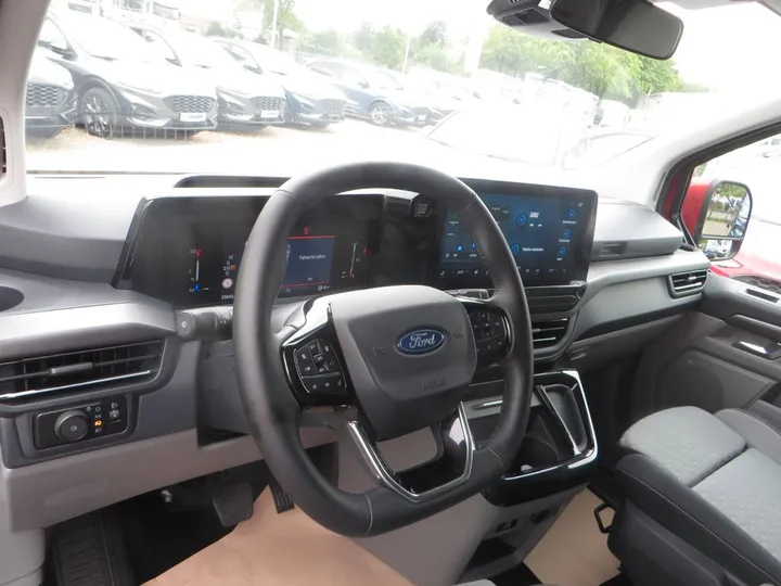 Ford Tourneo Custom
