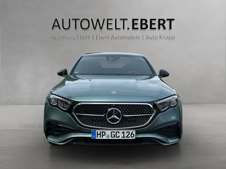 Mercedes-Benz E 200
