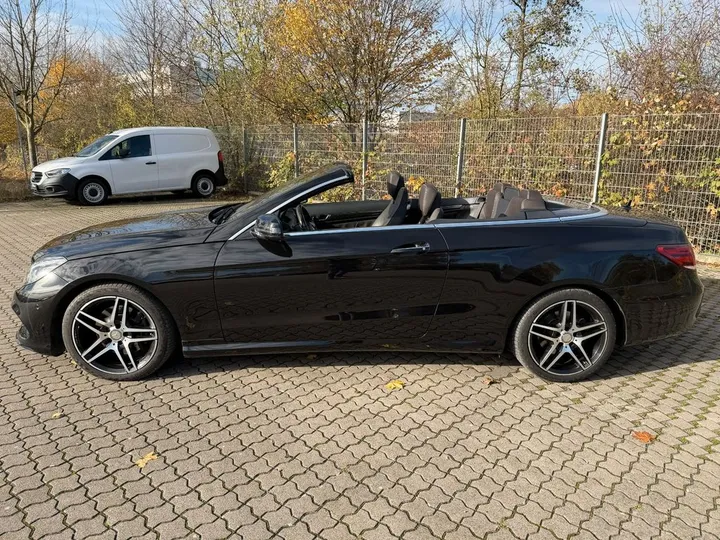 Mercedes-Benz E 320