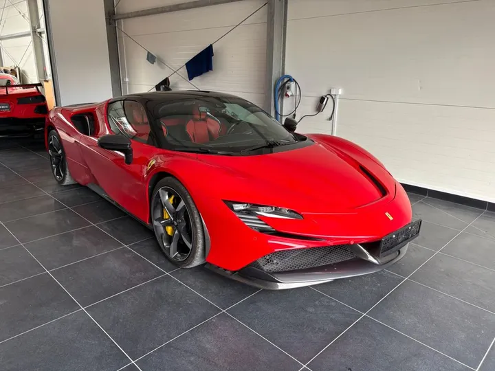 Ferrari SF90
