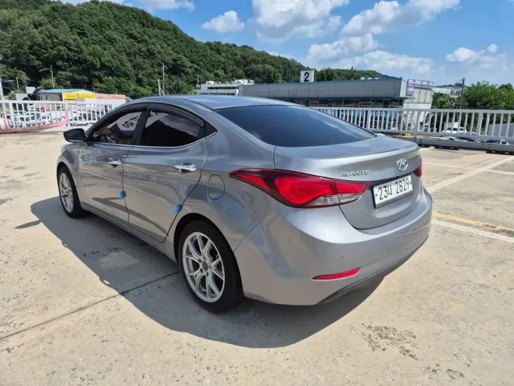 Hyundai AVANTE