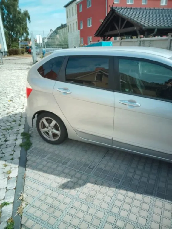 Honda FR-V