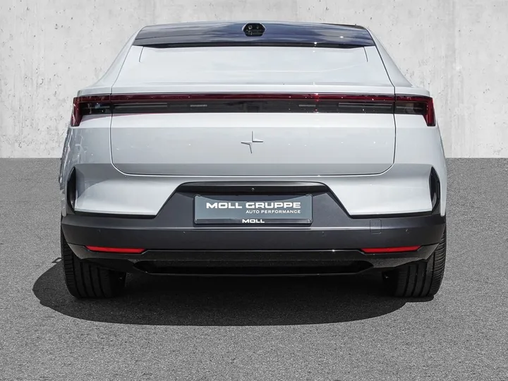 Polestar 4