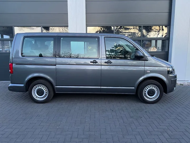 Volkswagen T5 Multivan