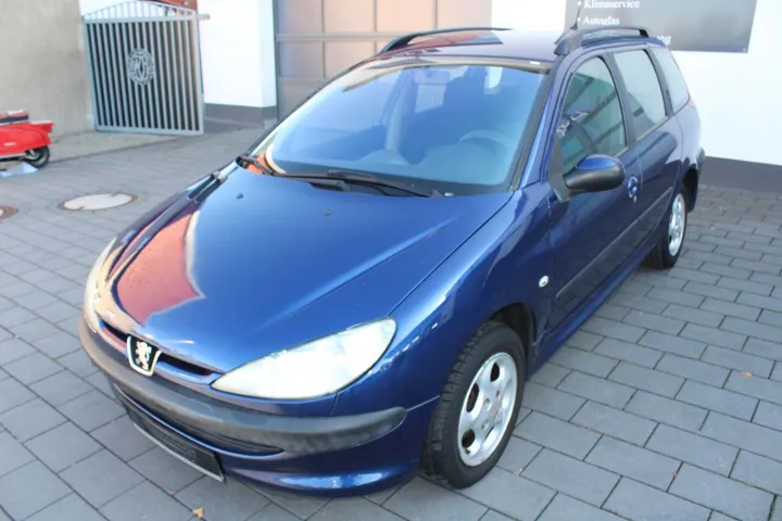 Peugeot 206
