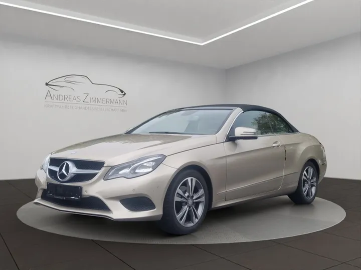 Mercedes-Benz E 200