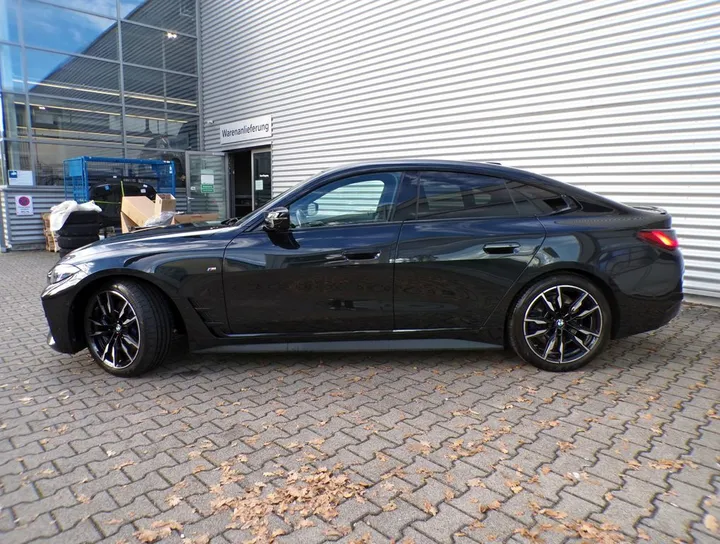 BMW M440