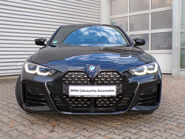 BMW M440