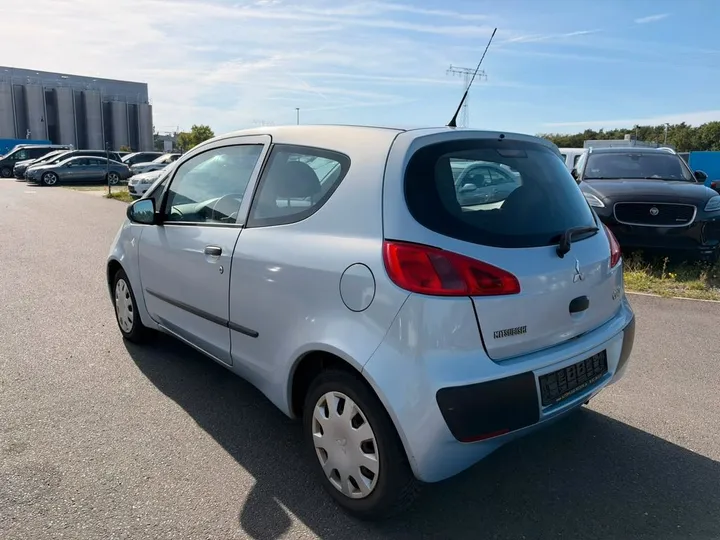 Mitsubishi Colt
