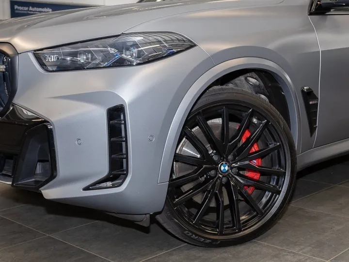 BMW X5 M60