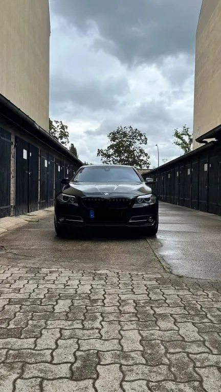 BMW 528