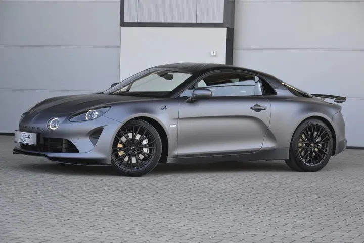 Alpine A110