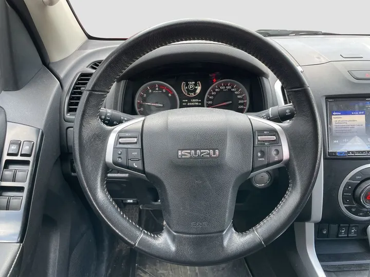 Isuzu D-Max