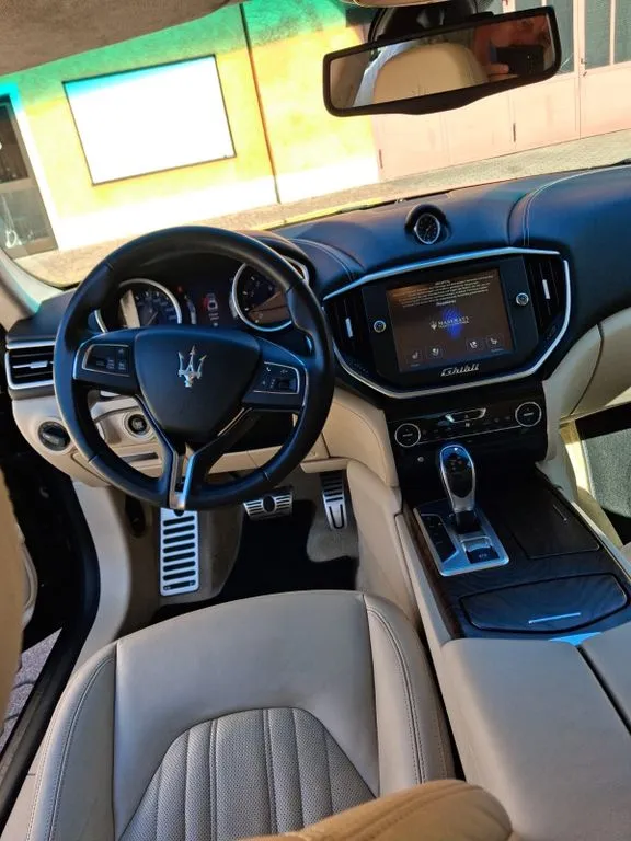 Maserati Ghibli