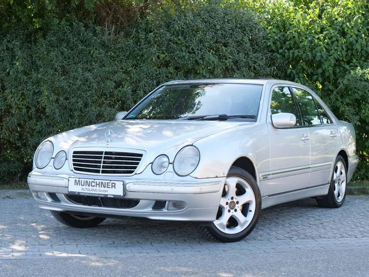 Mercedes-Benz E 430