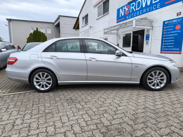 Mercedes-Benz E 250